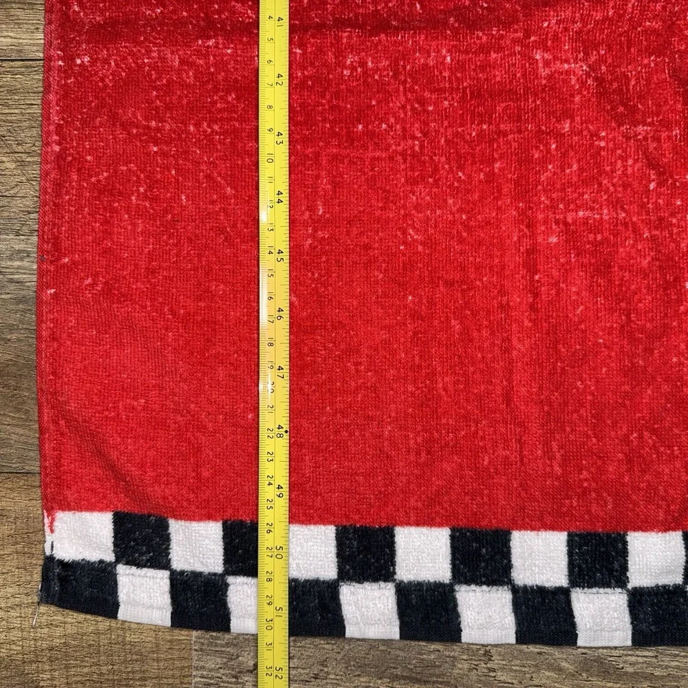 Disney Pixar CARS Lightning McQueen Beach Towel 51